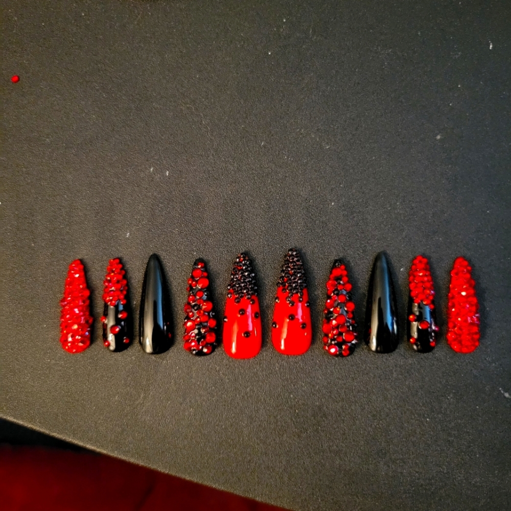 Handmade press on nails